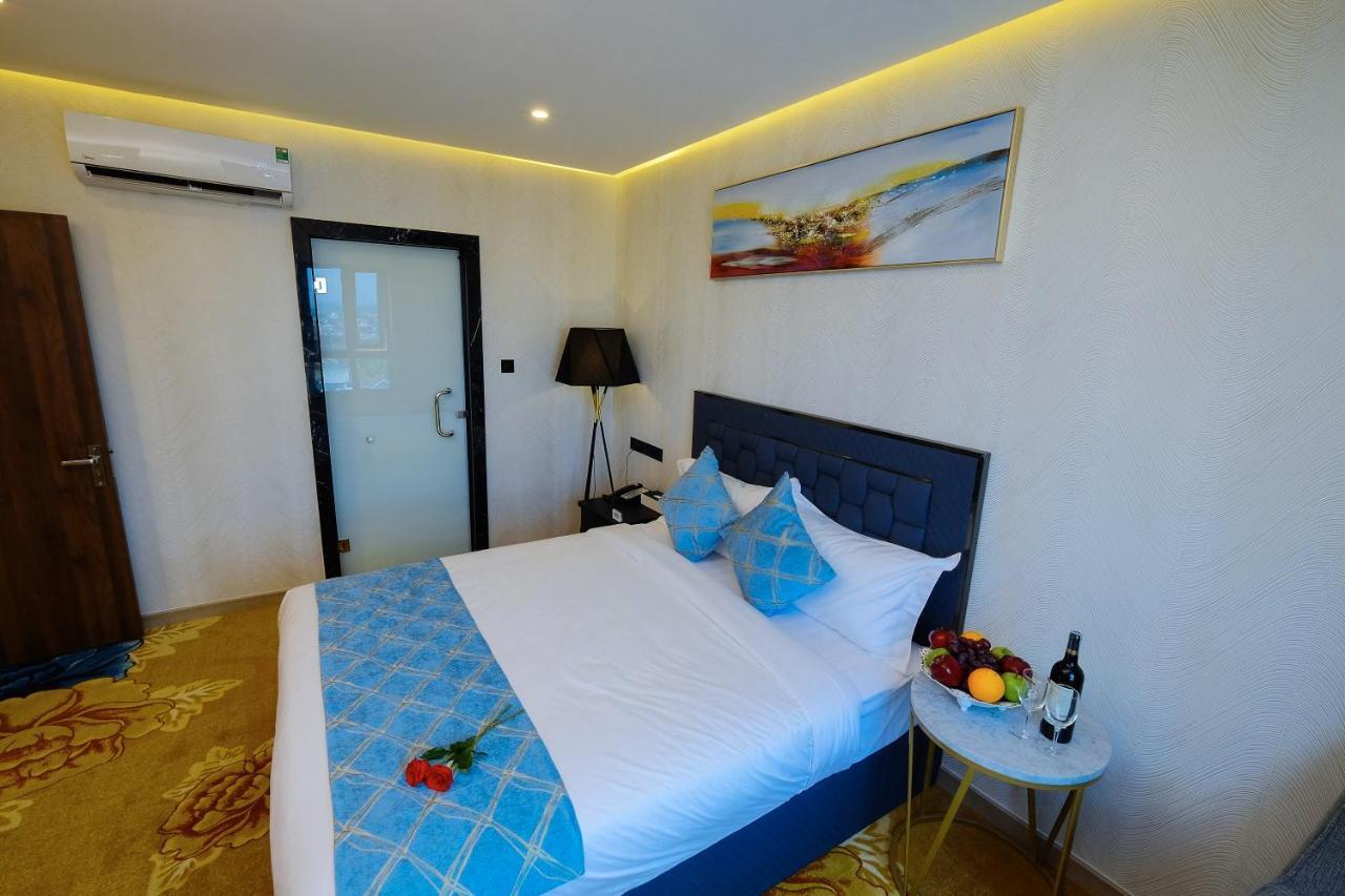 Diamond Hotel Thu Dau Mot Buitenkant foto